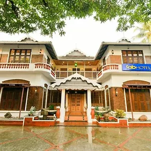 Fabhotel Illam Heritage Hotel Kochi